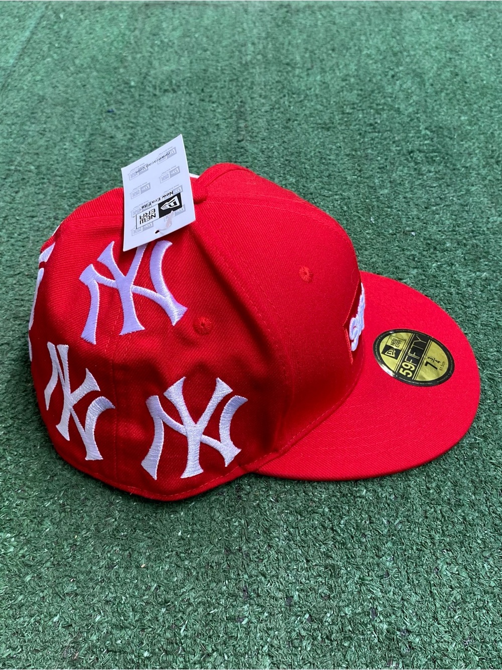 Suprem hat - Picture 4 of 5